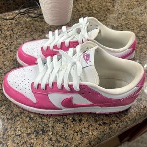 Nike Dunks 10 - Pink and White